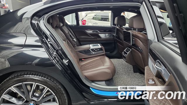 BMW 7-Series 730Ld xDrive M Sport