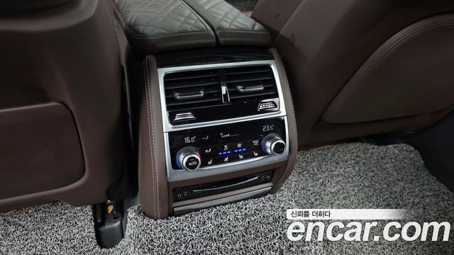 BMW 7-Series 730Ld xDrive M Sport