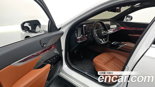 BMW 7-Series 740i xDrive M Sport
