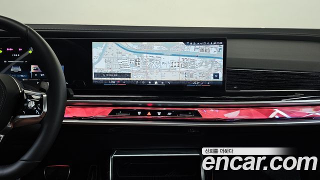 BMW 7-Series 740i xDrive M Sport