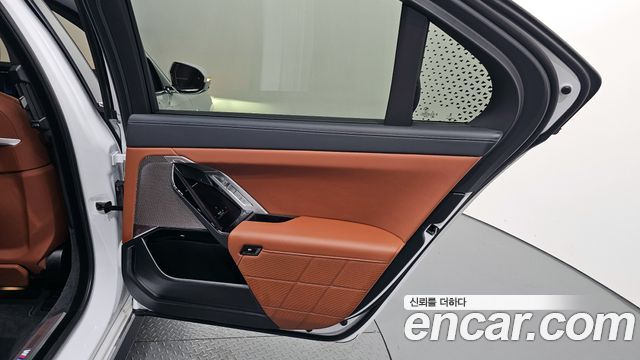 BMW 7-Series 740i xDrive M Sport