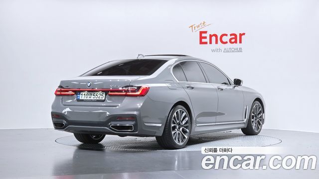 BMW 7-Series 730d xDrive M Sport
