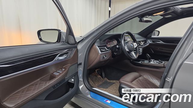 BMW 7-Series 730d xDrive M Sport