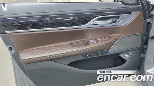 BMW 7-Series 730d xDrive M Sport