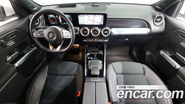 Mercedes-Benz EQB EQB300 4MATIC AMG Line