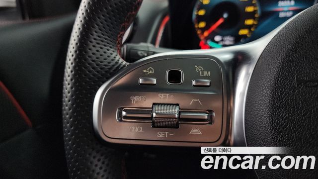 Mercedes-Benz EQB EQB300 4MATIC AMG Line
