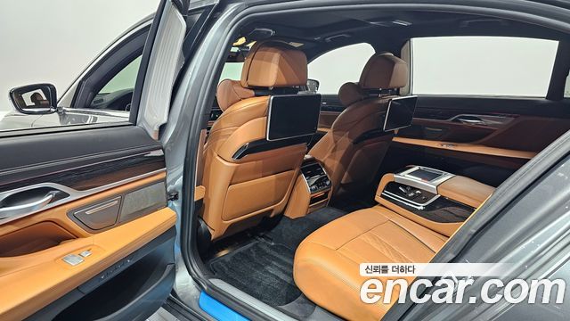 BMW 7-Series 730Ld xDrive M Sport