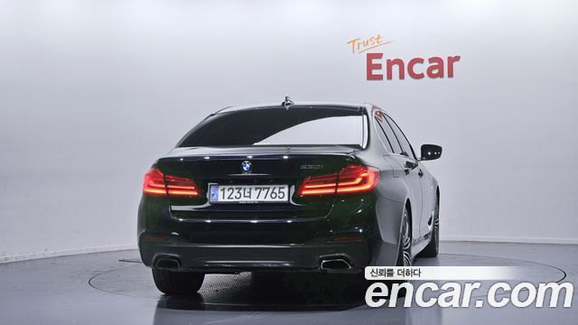 BMW 5-Series 530i M Sport Package Plus