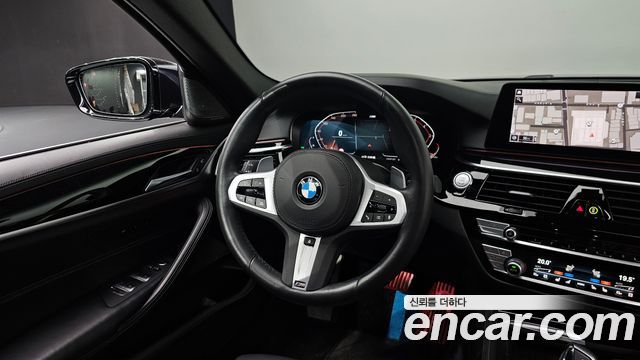 BMW 5-Series 530i M Sport Package Plus