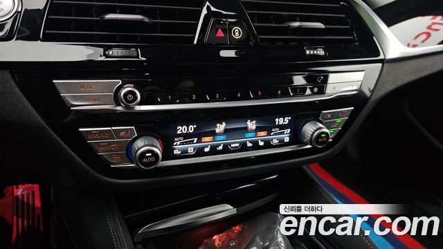 BMW 5-Series 530i M Sport Package Plus
