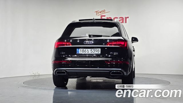 Audi Q5 45 TFSI Quattro Premium