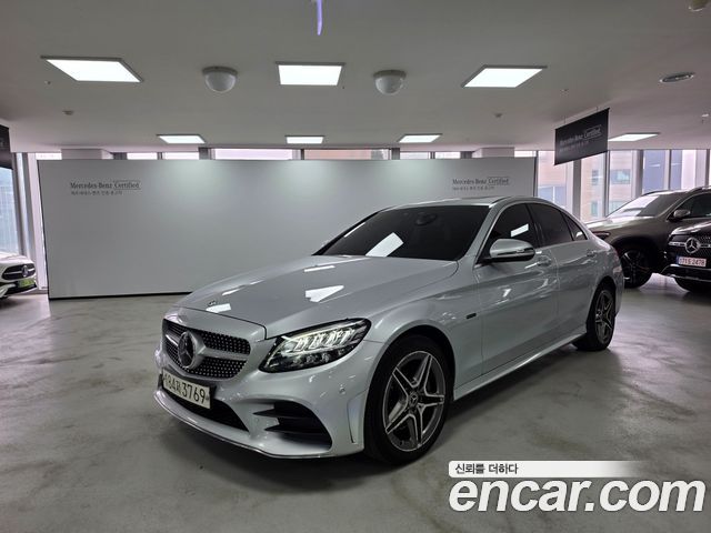 Mercedes-Benz C-Class C300e 4MATIC AMG Line