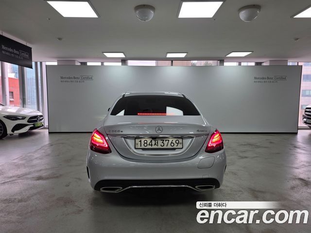Mercedes-Benz C-Class C300e 4MATIC AMG Line