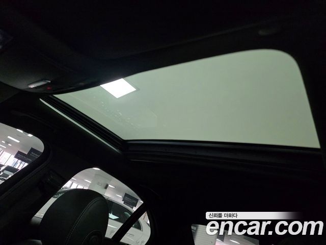 Mercedes-Benz C-Class C300e 4MATIC AMG Line