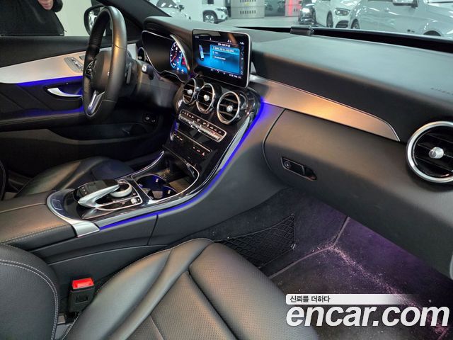 Mercedes-Benz C-Class C300e 4MATIC AMG Line