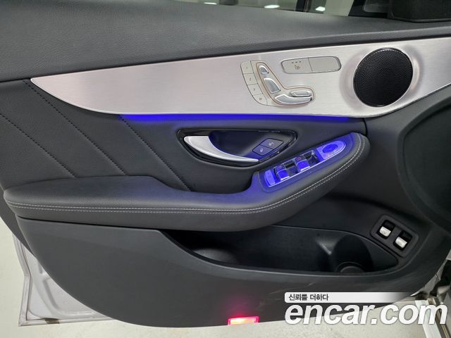 Mercedes-Benz C-Class C300e 4MATIC AMG Line