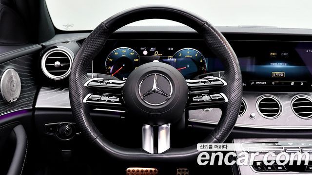 Mercedes-Benz E-Class E350 4MATIC AMG Line