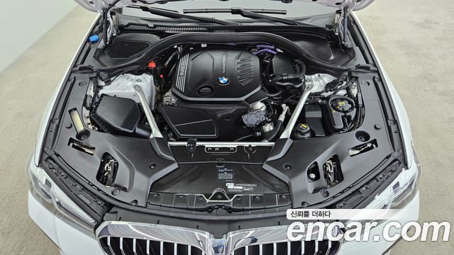BMW 5-Series 523d M Sport