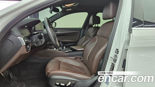 BMW 5-Series 523d M Sport