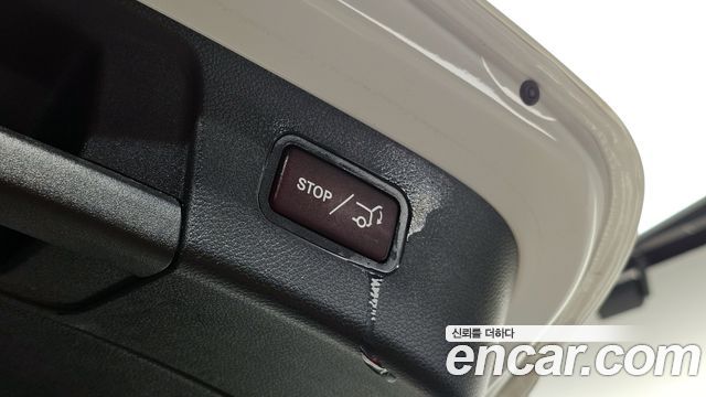 Mercedes-Benz GLA-Class GLA220