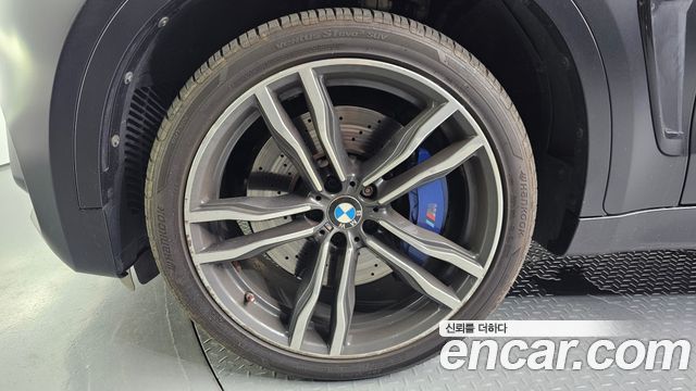 BMW X6M 4.4