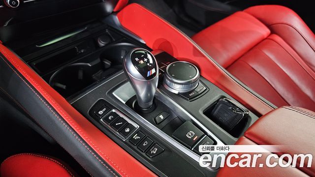 BMW X6M 4.4