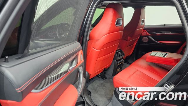 BMW X6M 4.4