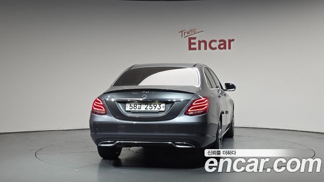 Mercedes-Benz C-Class C200 Avantgarde
