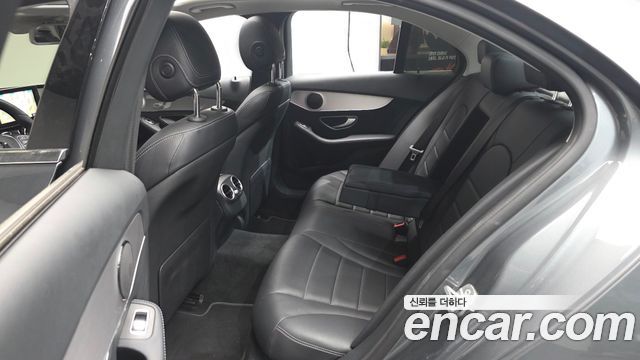 Mercedes-Benz C-Class C200 Avantgarde