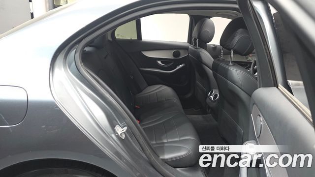 Mercedes-Benz C-Class C200 Avantgarde