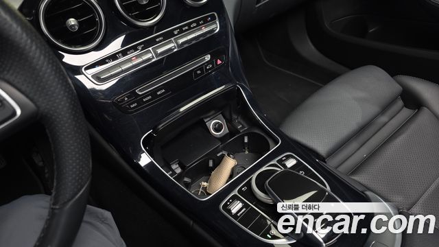 Mercedes-Benz C-Class C200 Avantgarde
