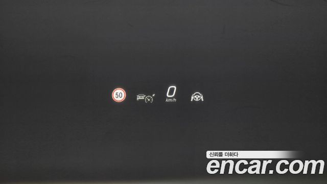Mercedes-Benz E-Class E300 4MATIC AMG Line Premiere Special