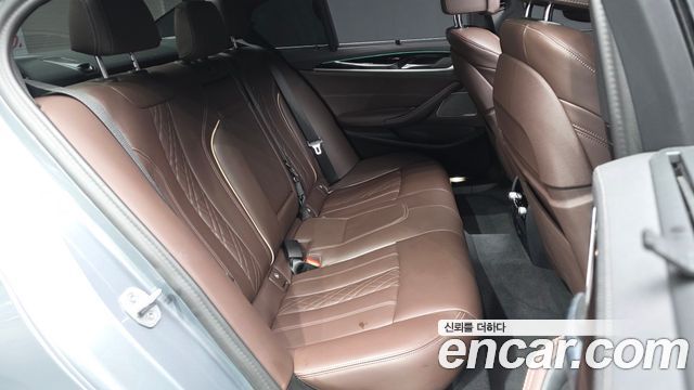BMW 5-Series 530i M Sport Package