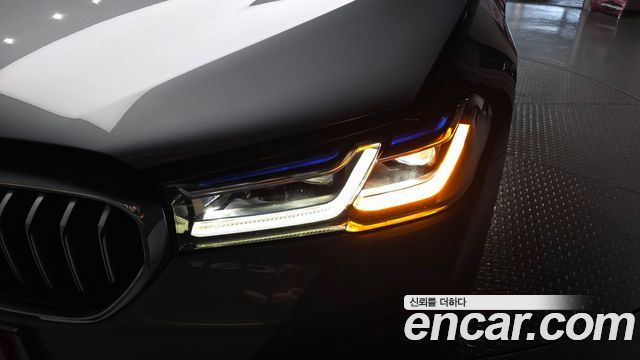 BMW 5-Series 530i M Sport Package