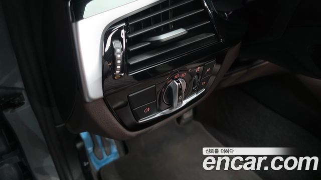 BMW 5-Series 530i M Sport Package