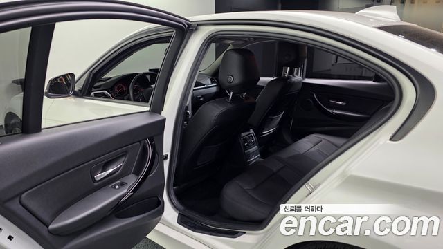 BMW 3-Series 320d