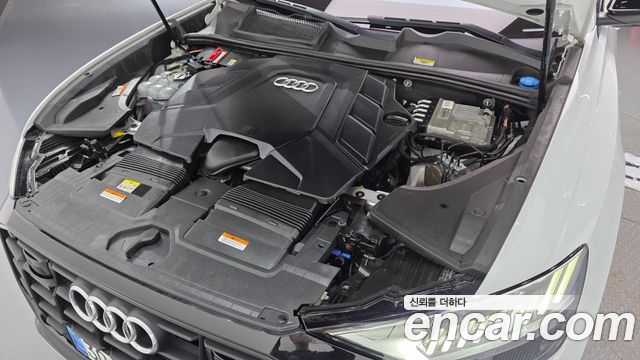 Audi Q8 55 TFSI Quattro Premium