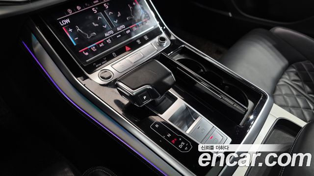 Audi Q8 55 TFSI Quattro Premium