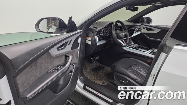 Audi Q8 55 TFSI Quattro Premium