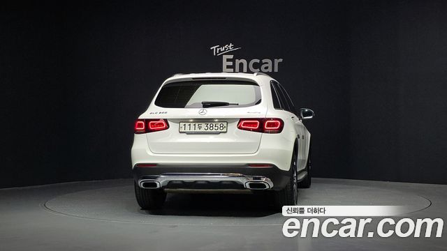 Mercedes-Benz GLC-Class GLC300 4MATIC