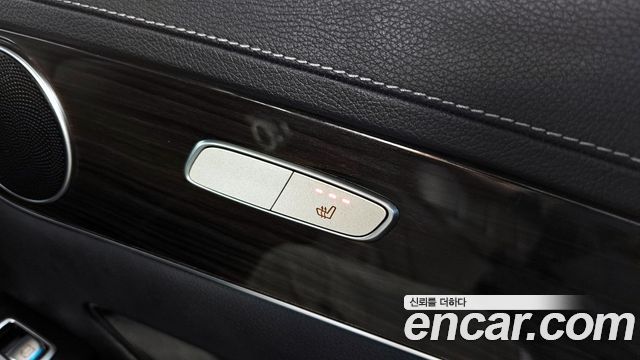 Mercedes-Benz GLC-Class GLC300 4MATIC