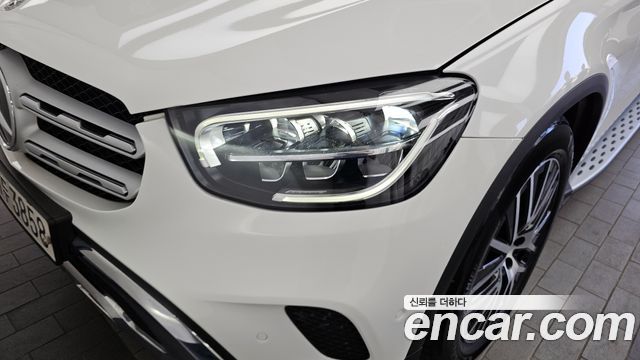 Mercedes-Benz GLC-Class GLC300 4MATIC