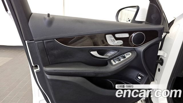 Mercedes-Benz GLC-Class GLC300 4MATIC
