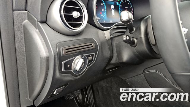 Mercedes-Benz GLC-Class GLC300 4MATIC
