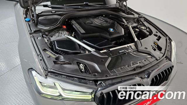 BMW 5-Series 520i M Sport