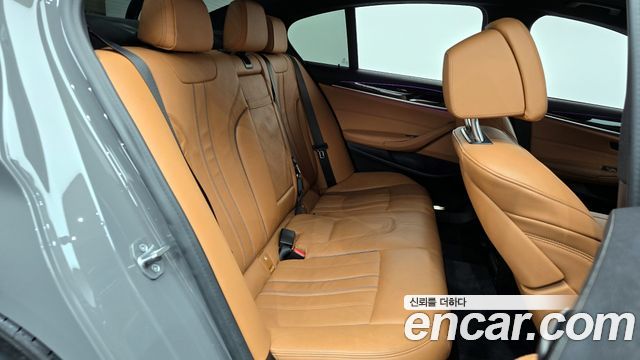 BMW 5-Series 520i M Sport