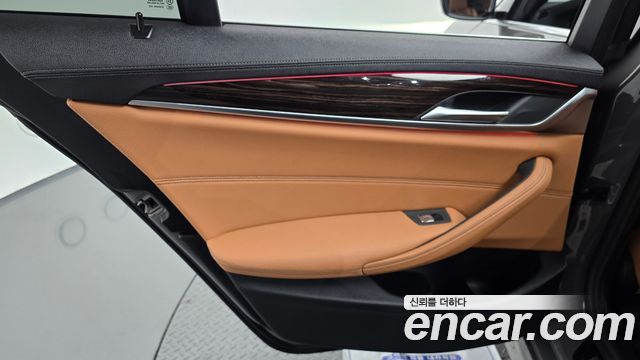 BMW 5-Series 520i M Sport