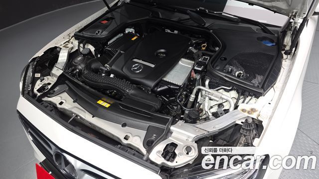 Mercedes-Benz E-Class E300 AMG Line