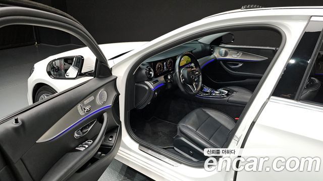 Mercedes-Benz E-Class E300 AMG Line