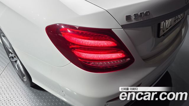 Mercedes-Benz E-Class E300 AMG Line